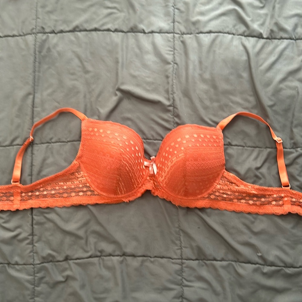 Wire Lace bra, orange, 40D